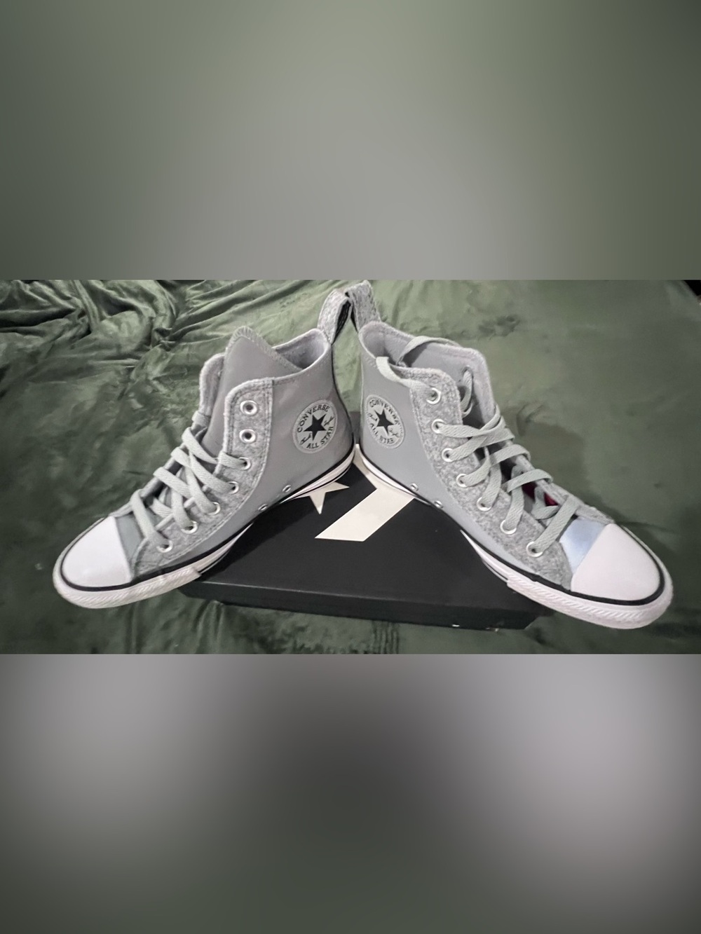 Converse Silver High Top Sneakers with White Toe Size 7.5 Women’s
